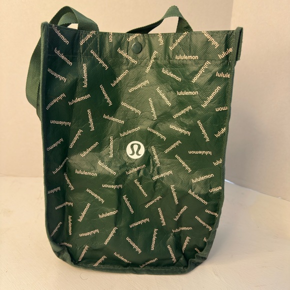 Lululemon reusable tote bag - Picture 3 of 7